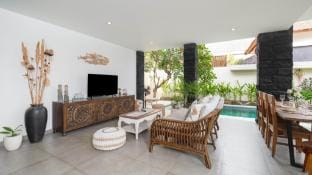 Villa Ambalika by Villa Finder Villa in Kuta