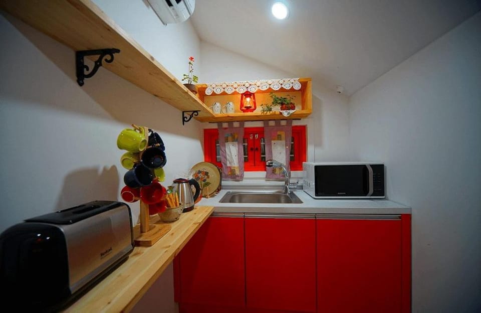 Jeonju Hanok Village Hanok Geugot Pension Bed and Breakfast in South Korea