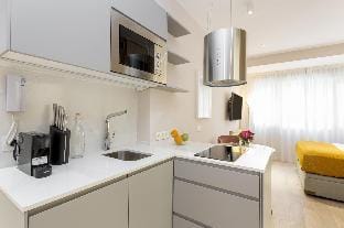 Brand new studio on Fuencarral Apartment in Centro