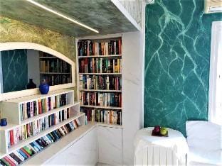 Entire private Suite Sea Full View with balcony, shared pool and Air conditionin Apartment in Piskopiano