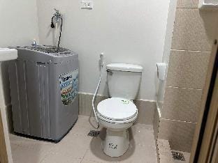 SMDC Bloom Residences 2 BR Condo unit Apartment in Muntinlupa