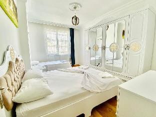 Fantastic 3 room Roof Apartment with Pool 120 m² Apartment in Antalya