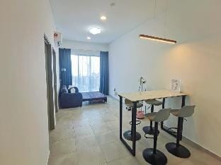 Explore Nature & Enjoy Seafood in Sandakan Apartment in Sabah