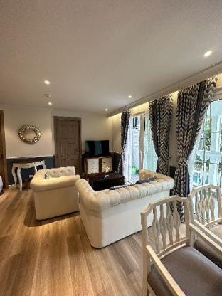 Sevensea Cote Azure Condo Apartment in Pattaya City