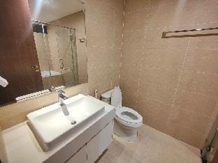 Căn Hộ Đầy Đủ Tiện Nghi Phù Hợp Đi Tour- Gia Đình. Apartment in Laos
