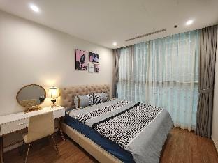 Sky Lake Căn Hộ 3 Phòng Ngủ Lung Linh Tại Hà Nội Apartment in Laos