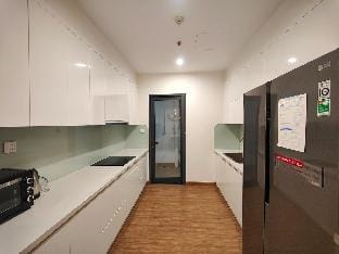 Sky Lake Căn Hộ 3 Phòng Ngủ Lung Linh Tại Hà Nội Apartment in Laos