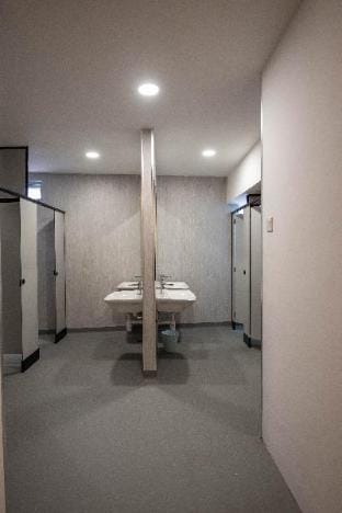 DeLuma-LebuhAcheh Bedroom (Double Bed)-2pax 303 Vacation rental in George Town