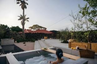 Jeju Private Hotel [Wave Picture] 2023 Korea Tourism Organization Selected Private Accommodation Vacation rental in South Korea