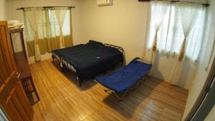 Grandpa House สวนสายไหม Vacation rental in Laos