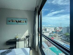 Downtown Lux Fun Rooftop Pool #TA1077 Apartment in Pattaya City