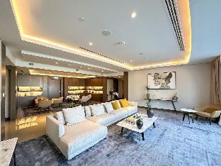 1BR|Downtown Elegance|Opera Grand Apartment in Dubai
