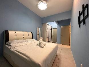 Comfy@ SZ Homestay-Meritus 6pax Apartment in Penang