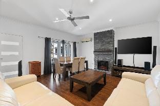 Hamptons Home by the Bay Vacation rental in Central Coast