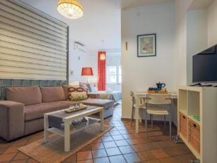 SAN ESTEBAN MEDIO Apartment in Seville