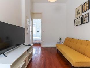 Vita Portucale | Design Apartment Campo Ourique Apartment in Lisbon