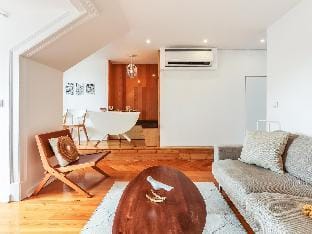 Vita Portucale | Almirante Panoramic View Apartment in Lisbon