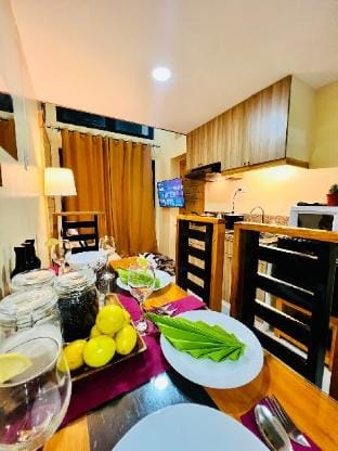 Loft Type Condo w/ Balcony & Free parking Vacation rental in Baguio