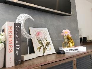 Studio | 370mbs and Netflix | in heart of Makati Apartment in Mandaluyong