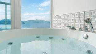 Yeosu Nangman pension Bed and Breakfast in South Korea