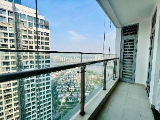 Homes by Christine - Vinhomes Central Park Apartment in Ho Chi Minh City