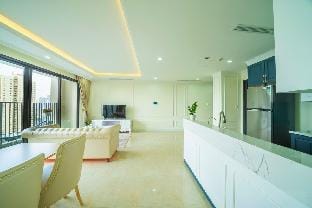 [A-Homes] D'Capitale Luxury Apartment 3.1 Vacation rental in Laos