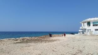 casa vicino mare  sea rocks cottage Villa in Marina di Mancaversa-Giannelli