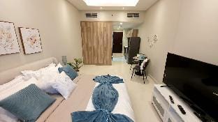 Hera Studio Apartment in Dubai