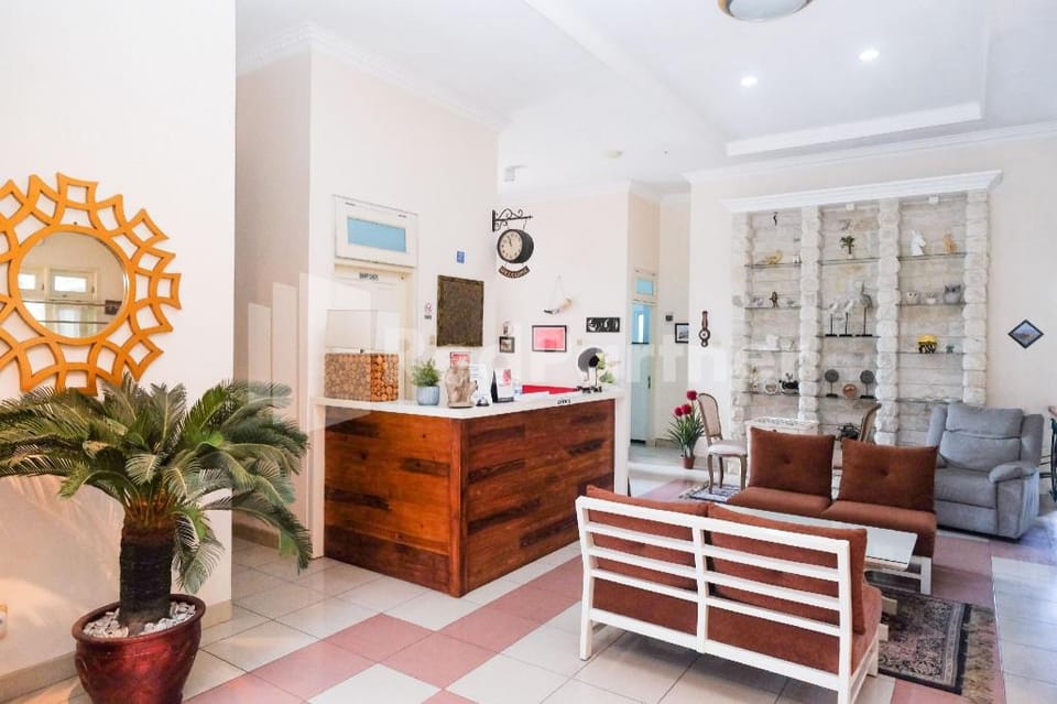 Just 11 Boutique Syariah Mitra RedDoorz near UGM Yogyakarta Hotel in Special Region of Yogyakarta