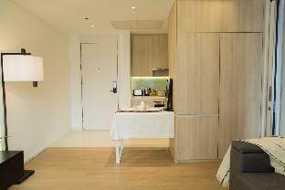 Pool&BTS Nana&MRT Sukhumvit&Max2ppl#9F61 Apartment in Bangkok