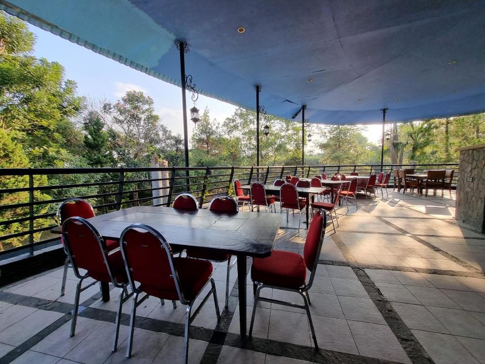 High Livin Apartment Dago Apartment in Bandung