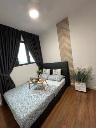 VelocityKLCCPavIkea | MrtLrt | 13PAX | 4R2B | F4CP Vacation rental in Federal Territory of Kuala Lumpur