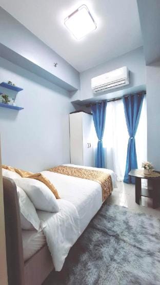 FourSphere Staycation Apartment in Las Pinas