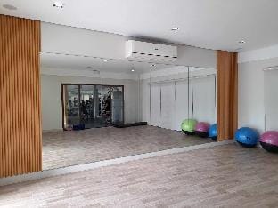 FourSphere Staycation Apartment in Las Pinas