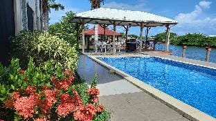 Waterfront Sunset Apartment Nadi - Water/Ground Apartment in Nadi