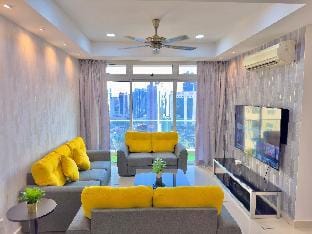 KSL CityMall 12pax PrivateLift｜SmartTV70inch?A31 Apartment in Johor Bahru