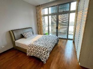 Somerset Trinidad 3BRinHotelPuteriHarbourLegoland  Apartment in Johor