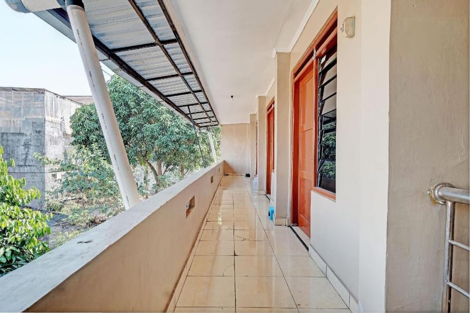 SPOT ON 92934 Nusantara Syariah Hotel in Special Region of Yogyakarta