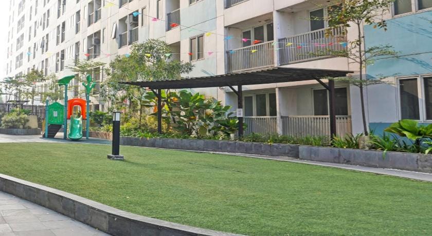 Collection O 92967 Apartement Sentraland Karawang By Rda Living Hotel in West Java