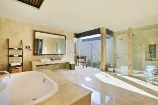 Luxury 3 BR Private Pool Villa #D2 Villa in Bali