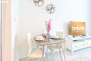 bnbmehomes|Golf lovers Dream-Play at the Trump-715 Apartment in Dubai