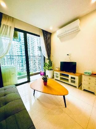 CT Holding- Vinhomes Grand Park Ho Chi Minh City Apartment in Ho Chi Minh City