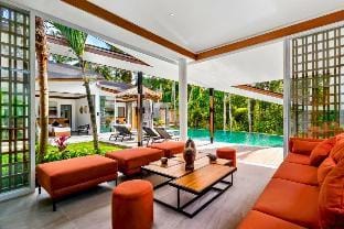 Adore 5 BR Private Pool Villa #D4 Villa in Tampaksiring