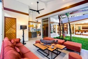 Adore 5 BR Private Pool Villa #D4 Villa in Tampaksiring