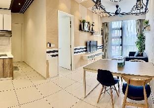 JR' Family Two-Bedroom Suite Apartment in Federal Territory of Kuala Lumpur