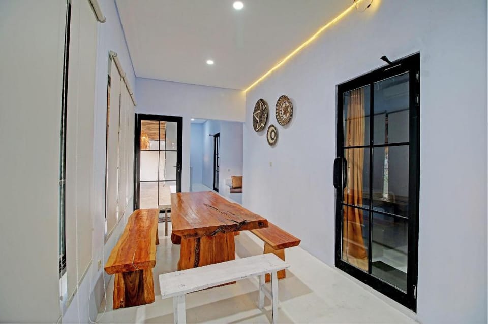 Collection O 93004 Double D Guest House Hotel in North Kuta