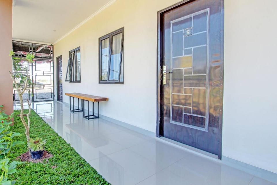 Collection O 93019 Ketemon Hotel & Resto Hotel in Special Region of Yogyakarta