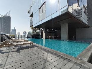 Pool&BTS Nana&MRT Sukhumvit&Max4ppl#9F62 Apartment in Bangkok