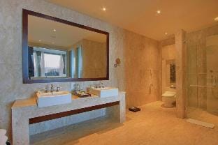 Romantic 1 BR Suite With Ocean View #D6 Villa in Bali