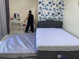 Super clean 1BR hotel at the center of Davao Netfx Vacation rental in Davao City